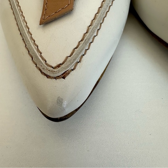 TODS cream woamas flats - Picture 8 of 9